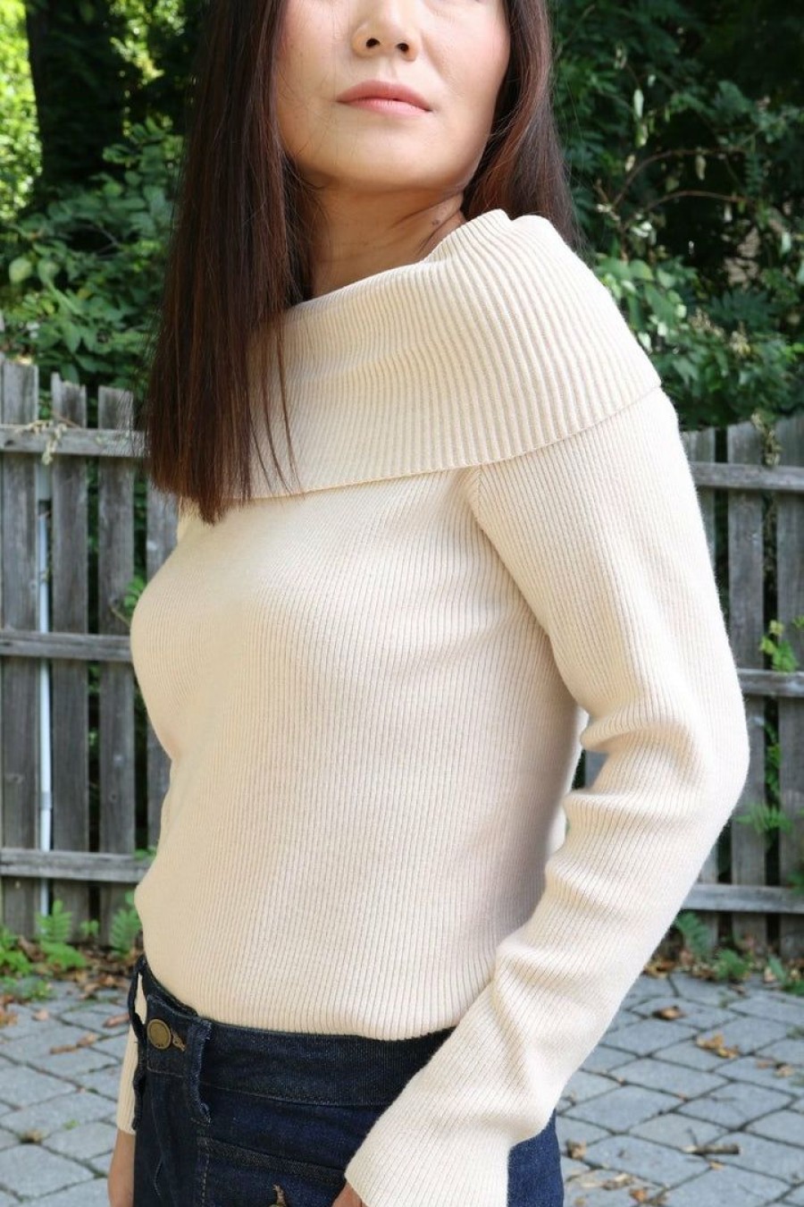 Tops & Sweaters * | Q2 Petite Rib Knit Off-The-Shoulder Sweater (Beige)