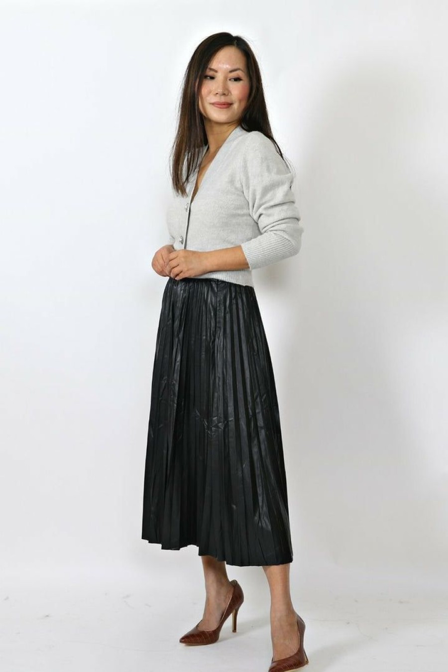 Skirts& Shorts * | See And Be Seen Faux Leather Pleated Midi Skirt