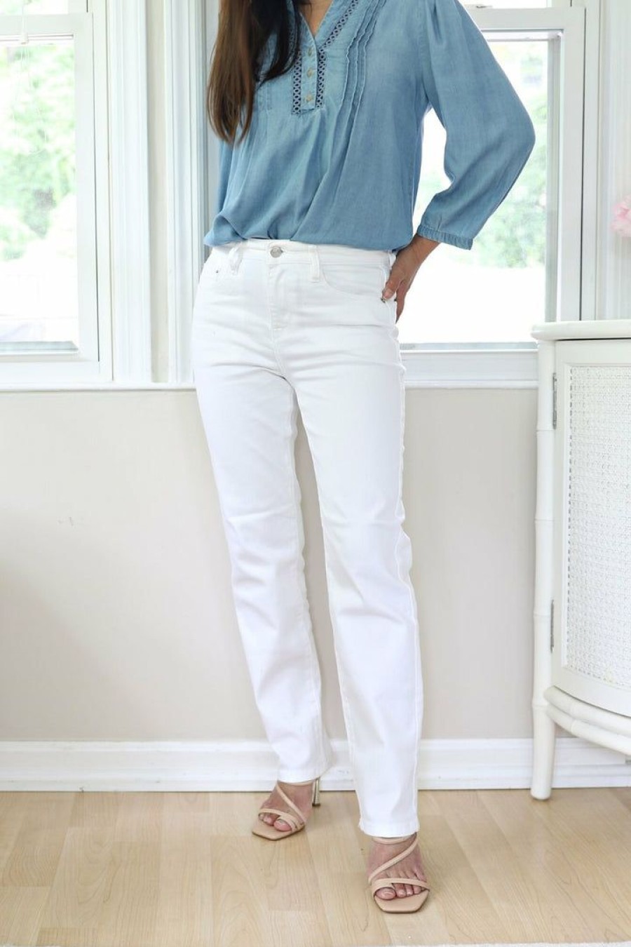 Jeans & Pants * | I&M Jeans Usa Jeans & Pants Petite Mid Rise White Straight Leg Jeans (28.5 Inseam)