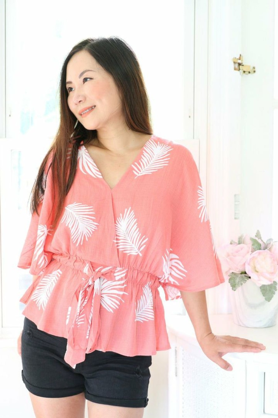 Tops & Sweaters * | Sweet Rain Petite Kimono Sleeve Tropical Print Top (Rose) New Arrivals