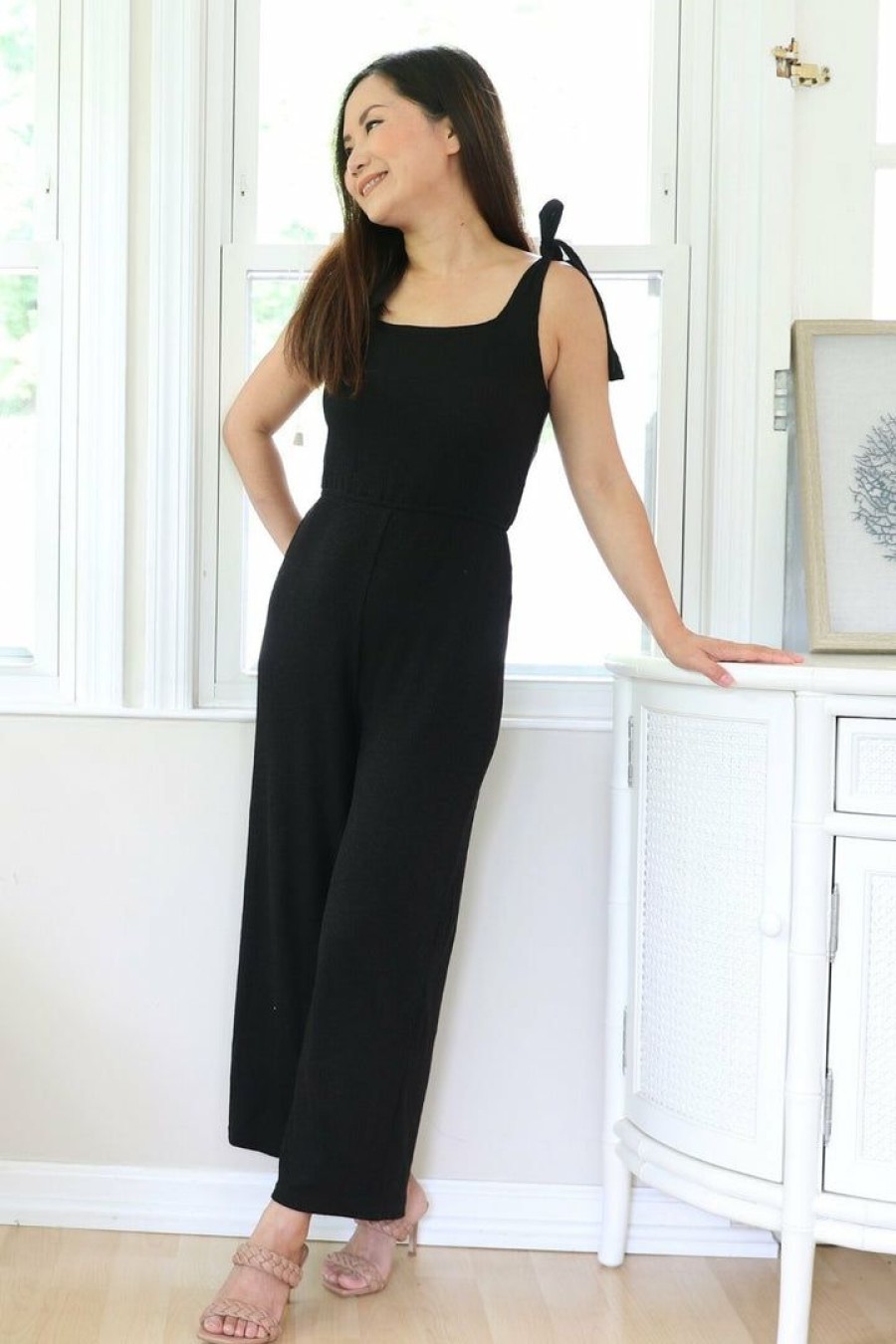 Jumpsuits & Rompers * | Hem & Thread Petite Square Neck Jumpsuit (Black) New Arrivals