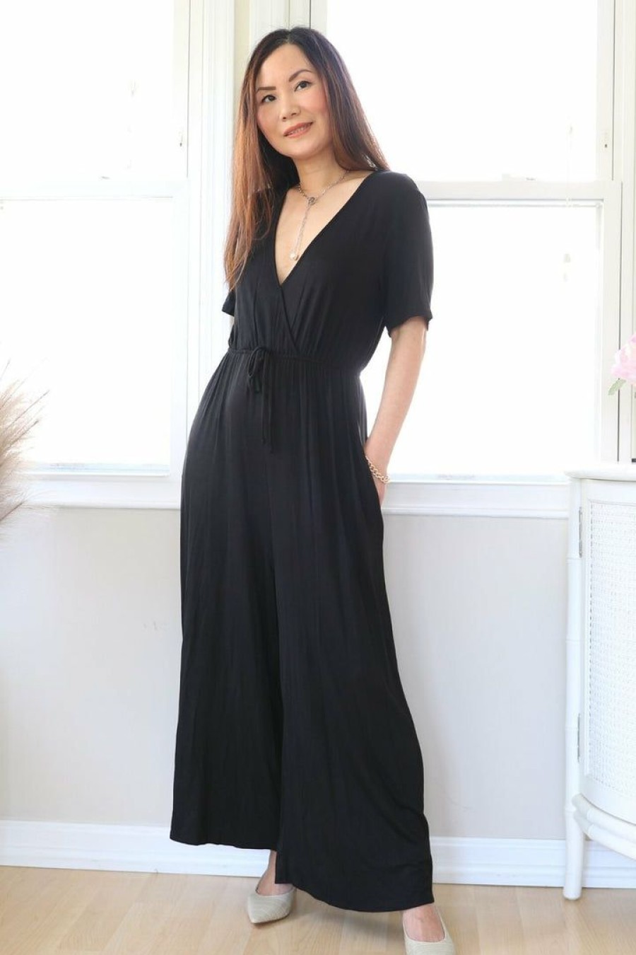 Jumpsuits & Rompers * | Fashion District Petite V Neck Wide Leg Casual Jumpsuit (Black) New Arrivals