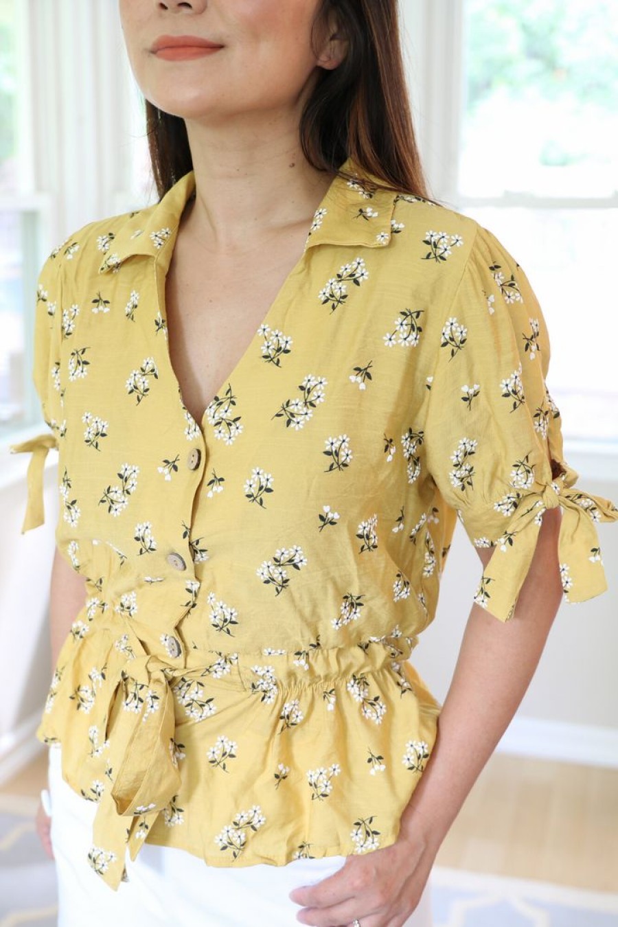 Tops & Sweaters * | Sweet Rain Petite Waist Tie Button Down Blouse (Yellow)